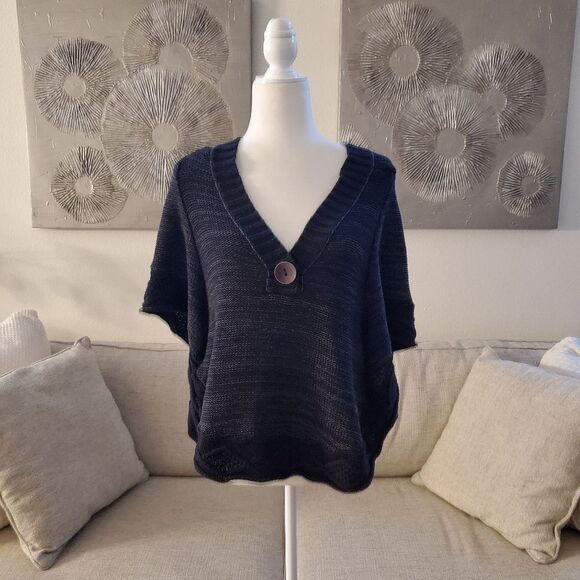 ✨ FREE PEOPLE ✨ Hooded Knit Poncho - [Size Small] - Picture 2 of 12